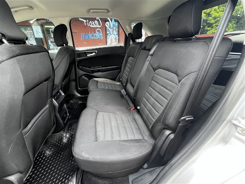 2017 Ford Edge SEL - Photo 10