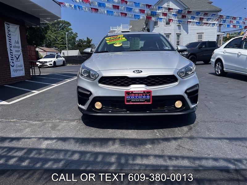 2019 Kia Forte LXS AT's photo